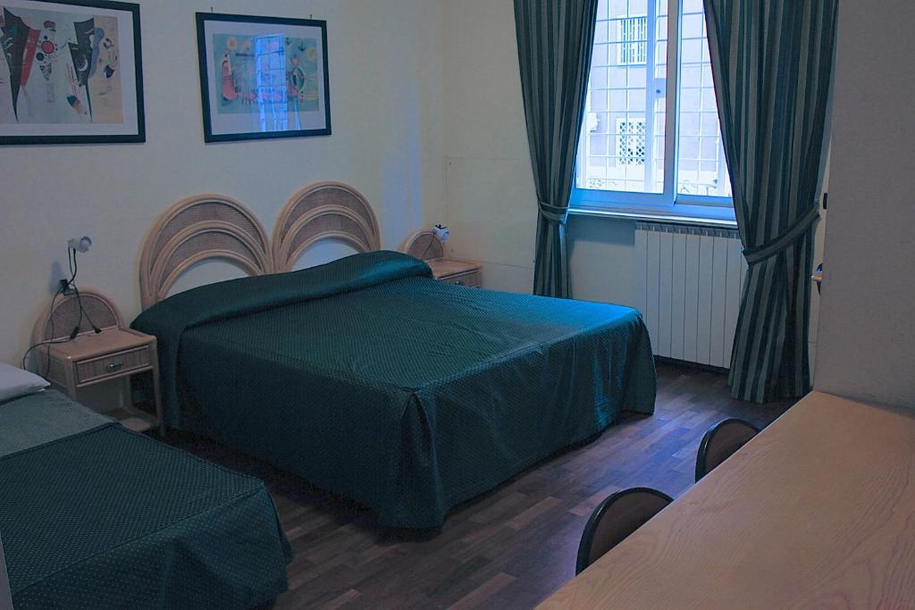Tourist House Roma Aparthotel Room photo