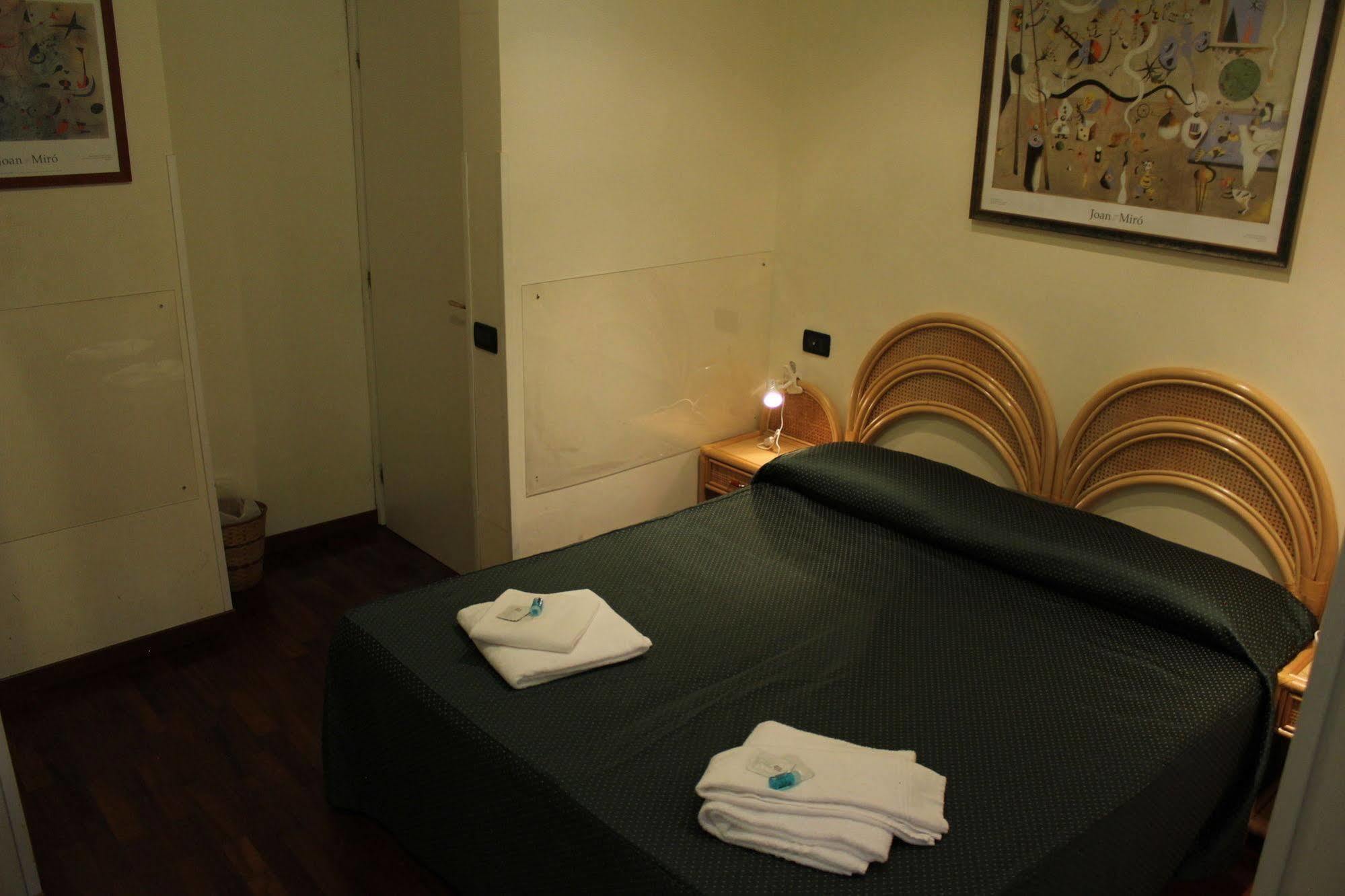 Tourist House Roma Aparthotel Exterior photo